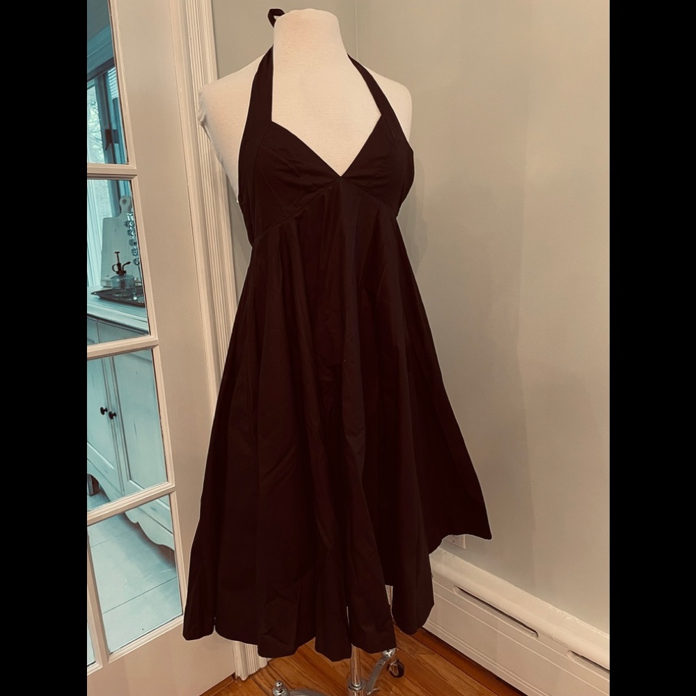 Black sweetheart neck halter dress w/ full skirt